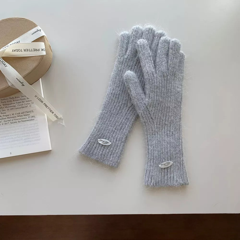 Luxurious Ribbed Knit Touchscreen Gloves