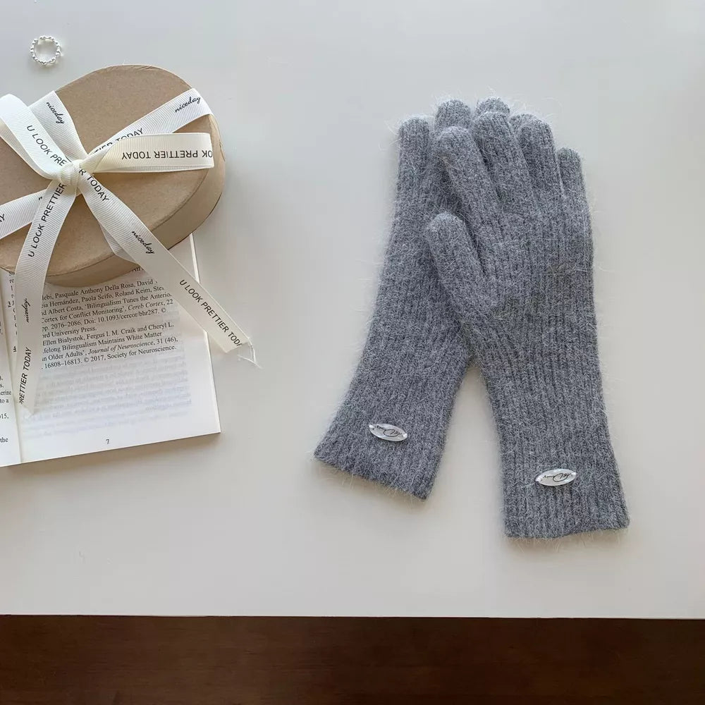 Luxurious Ribbed Knit Touchscreen Gloves
